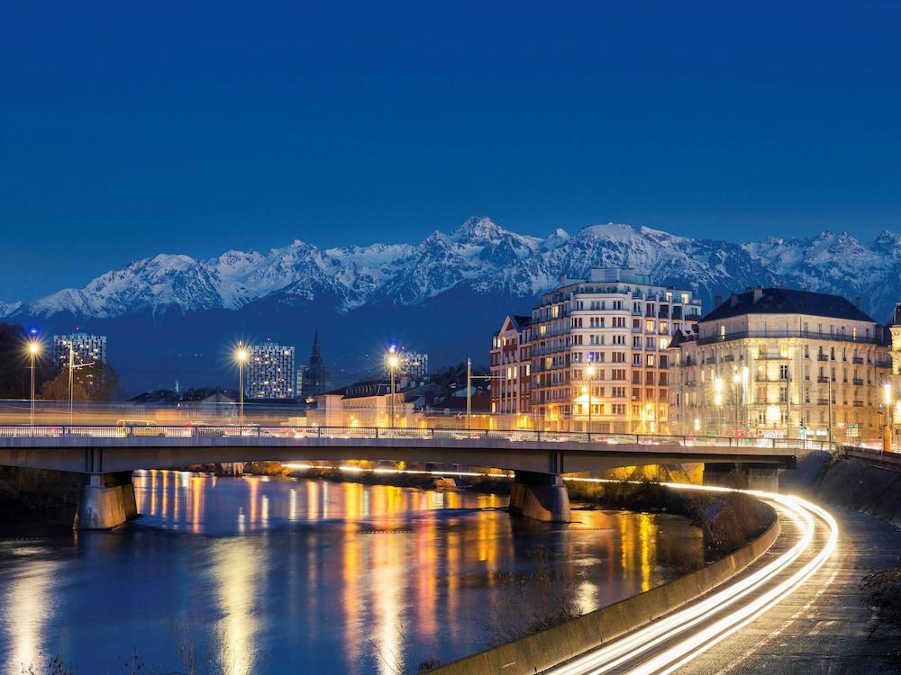 Ibis Grenoble Centre Bastille Buitenkant foto